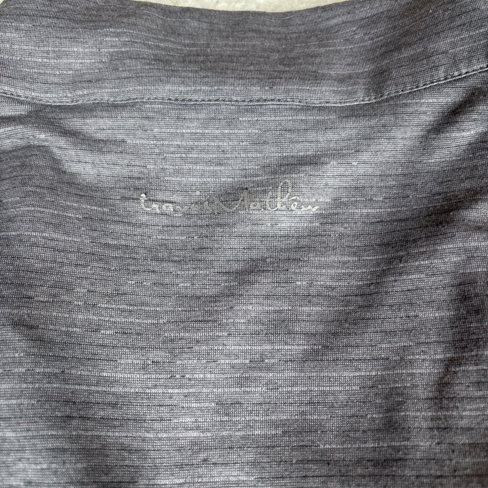 TravisMathew Men’s Gray Heather 1/4 Zip Pullover Long Sleeve Size Medium - Picture 6 of 11